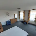 Rodinný U Wolfů 3*