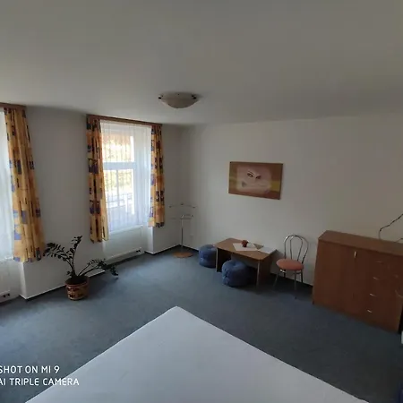 Rodinny U Wolfu 3* Chrastava